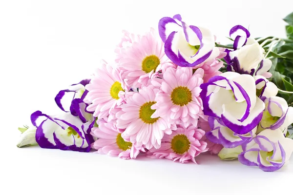 Ένα μπουκέτο όμορφα λουλούδια — Φωτογραφία Αρχείου