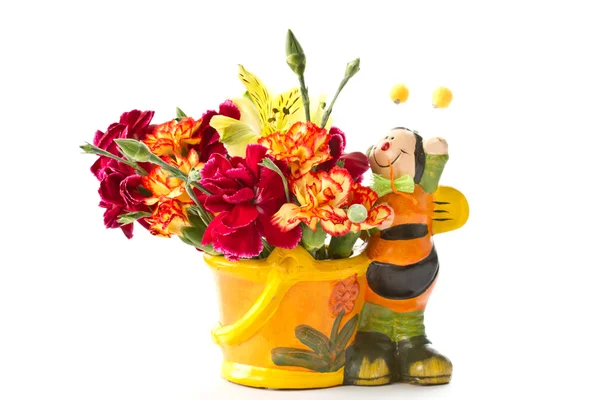 Bouquet dans un pot avec abeille — Photo