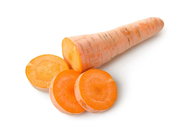 Изолированная сырая морковь — стоковое фото
