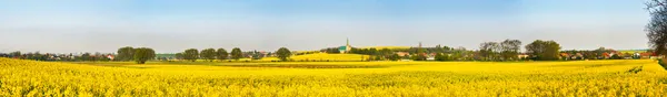 Fields and village — Stock Photo, Image