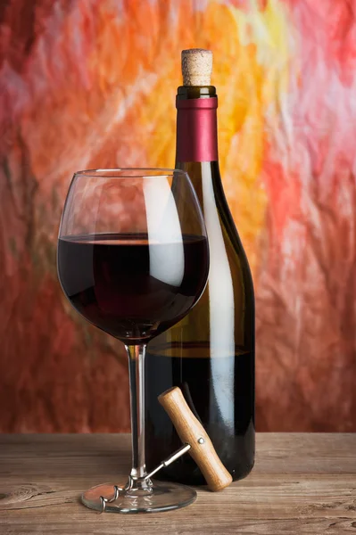 Vinho, vidro e garrafa — Fotografia de Stock