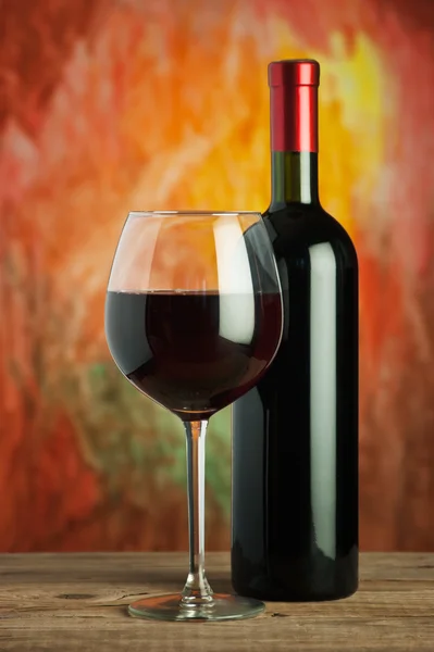 Vinho, vidro e garrafa — Fotografia de Stock