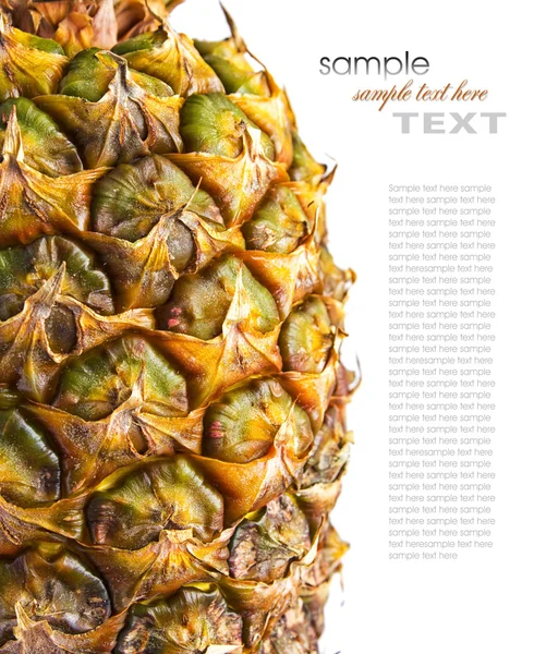 Taze çiğ olgun ananas — Stok fotoğraf