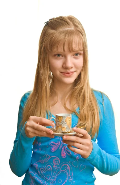 Szőke hölgy, és egy csésze tea — Stock Fotó