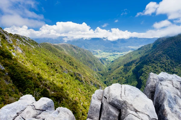 타 카 카 힐 석회암 바위, 카 밸리, 뉴질랜드 — 스톡 사진