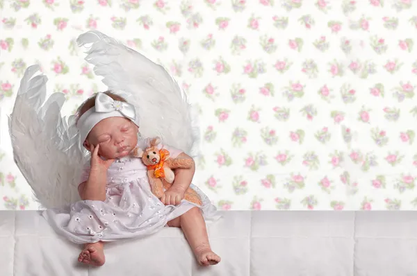 Förtjusande baby angel — Stockfoto