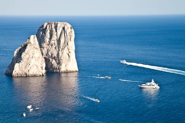 Faraglioni di Capri — Fotografia de Stock
