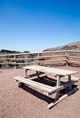 vesuvius krater önünde tezgah