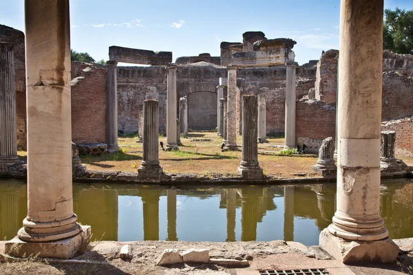 Romeinse kolommen — Stockfoto