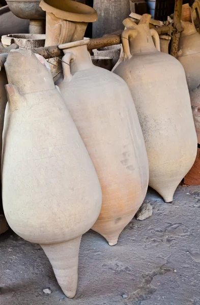 Old amphoras — Stock Photo, Image