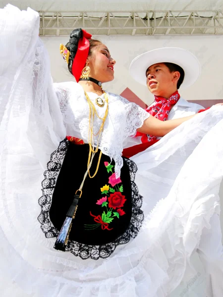 Meksikalı Çift — Stok fotoğraf