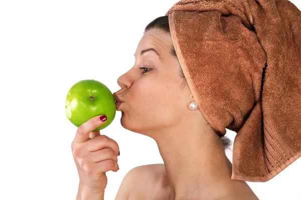 Belle jeune femme avec une pomme . — Photo