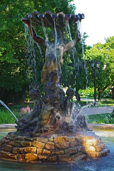Brunnen die Nymphe, Riga, Lettland — Stockfoto