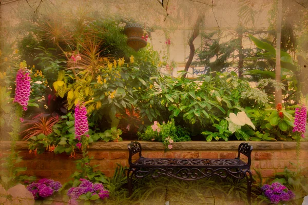 复古风格花园长凳 — 图库照片