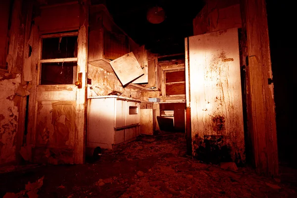 赤い恐怖のキッチン — ストック写真