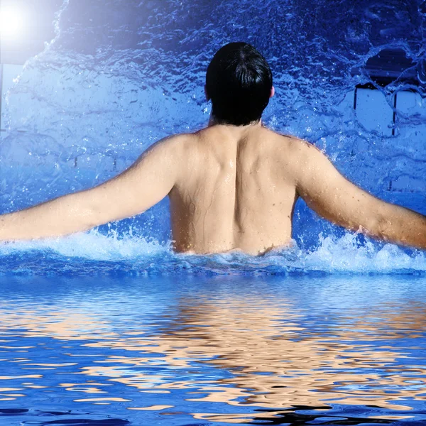 Studené vody terapie po sauně — Stock fotografie