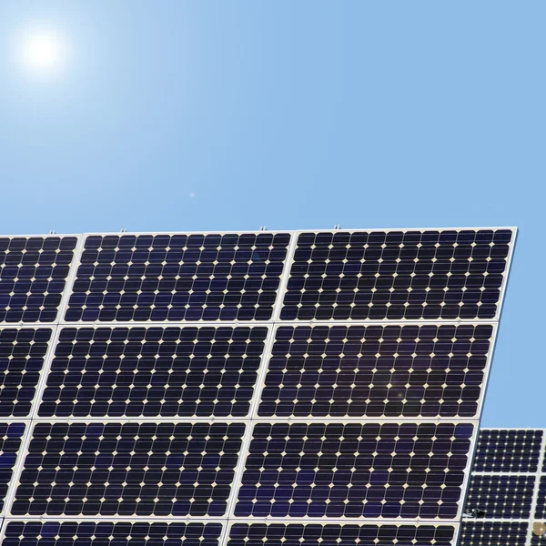 Coleta energia solar solar — Fotografia de Stock