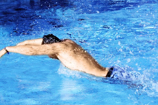 游泳的乐趣κολύμπι για διασκέδαση — 图库照片