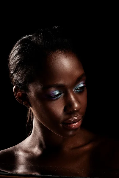 Glamouröse afrikanische Schönheit — Stockfoto