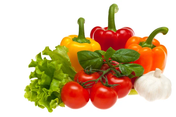 Tomater, vitlök, sallad, paprika, basilika — Stockfoto