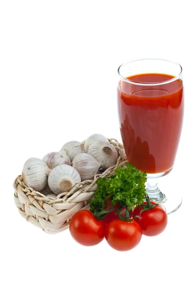 Sumo de tomate, alho, salsa  . — Fotografia de Stock