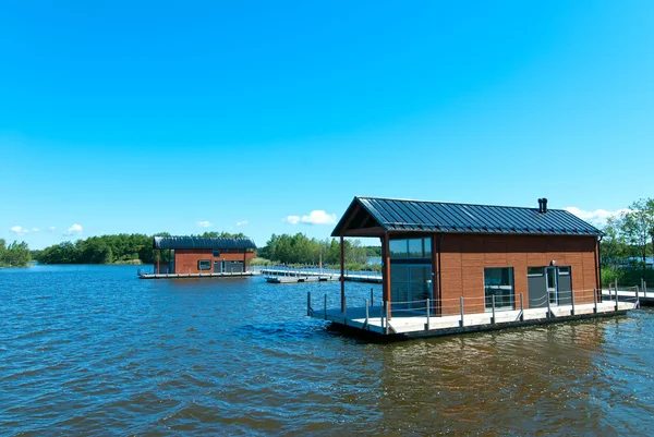 House on the water — Stock Photo, Image