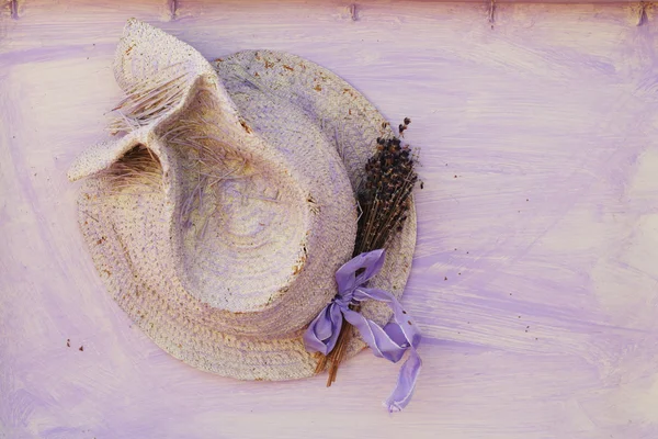 Liliac pălărie — Fotografie, imagine de stoc