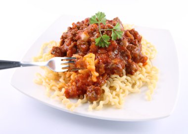 Düdük bolognese sos ile