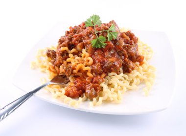 Düdük bolognese sos ile