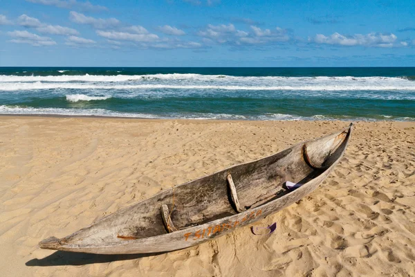 Malagasy fishing dugouts — Stock Photo, Image
