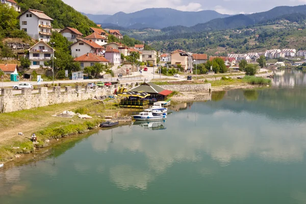 Costa do rio Drina . — Fotografia de Stock