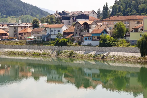 Vista na costa do rio Drina — Fotografia de Stock