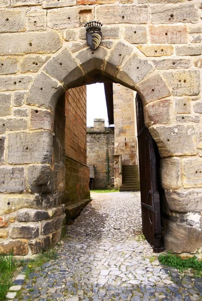 Entrance to gothic castle - kost castle - czech republic — Stock Photo, Image