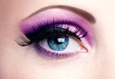 Purple eye make-up clipart