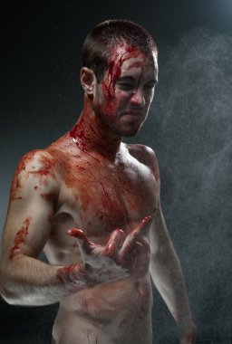 Kanlı man.studio portresi