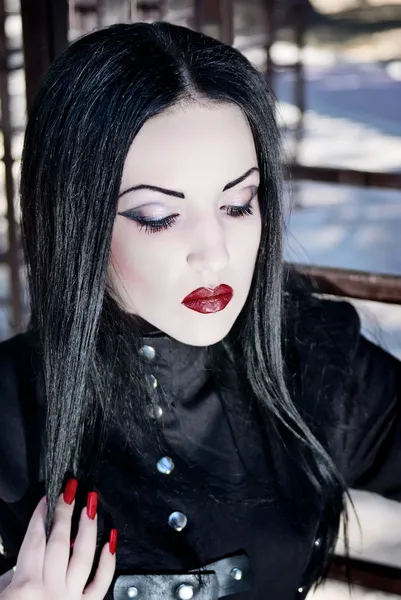 Portrait d'une belle gothique fille — Photo