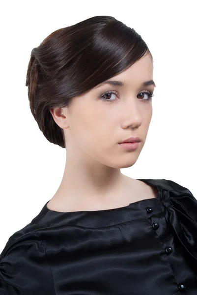 Estúdio retrato de jovem mulher atraente em blusa preta isolada no fundo branco — Fotografia de Stock