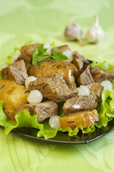Meat with pear and vegetables — Stock Photo, Image