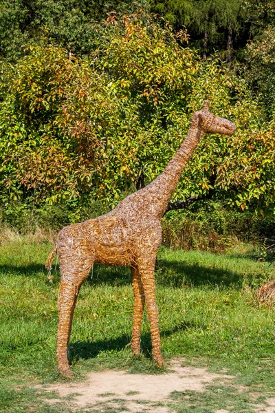 Abstract straw giraffe — Stock Photo, Image