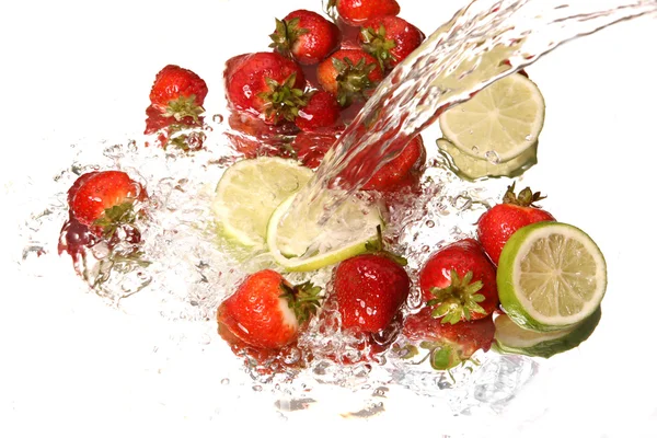 Lime and strawberry — Stock Photo, Image