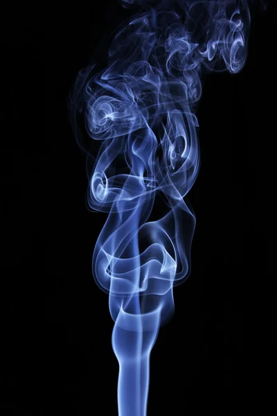 黒の上の創造的な煙 — ストック写真