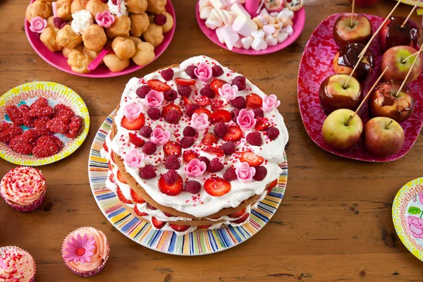 Collorful birthday cake — Stock Photo, Image