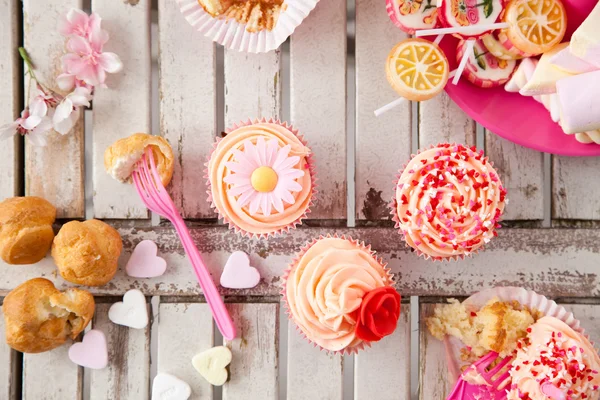 Table with birthday snacks — Stock Photo, Image