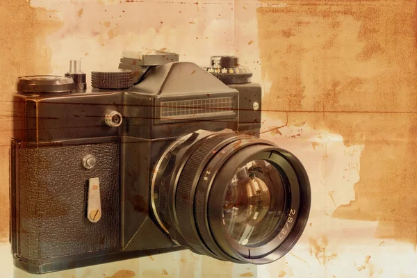 Φωτογραφική μηχανή παλιά, σκονισμένα φωτογραφιών — 图库照片