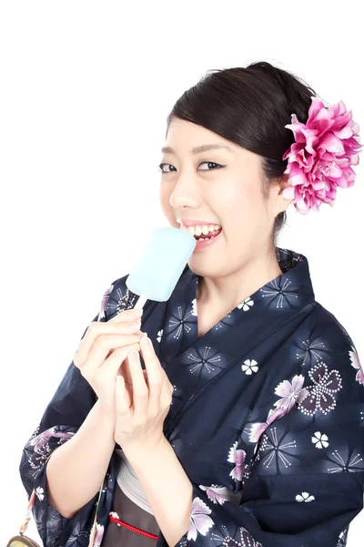 Szép kimono nő — Stock Fotó