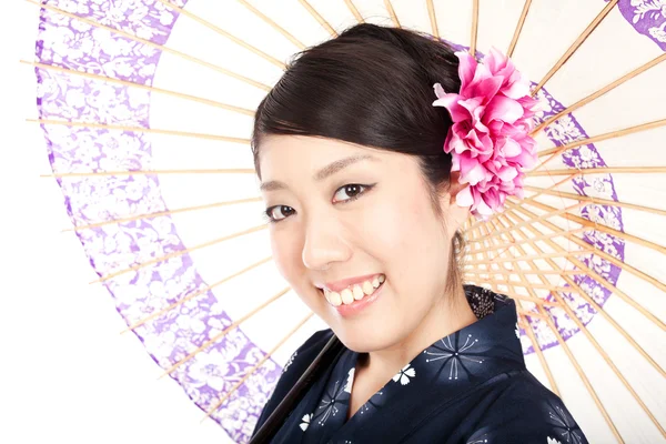 Vacker kimono kvinna — Stockfoto