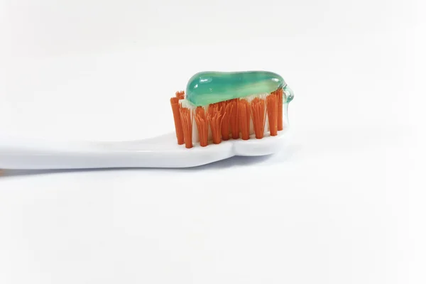 Spazzolini da denti arancioni — Foto Stock