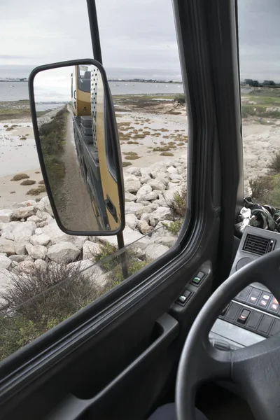 Camión espejo — Foto de Stock