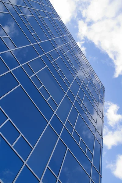 Vidro edifício azul — Fotografia de Stock