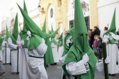 Penitents yeşil